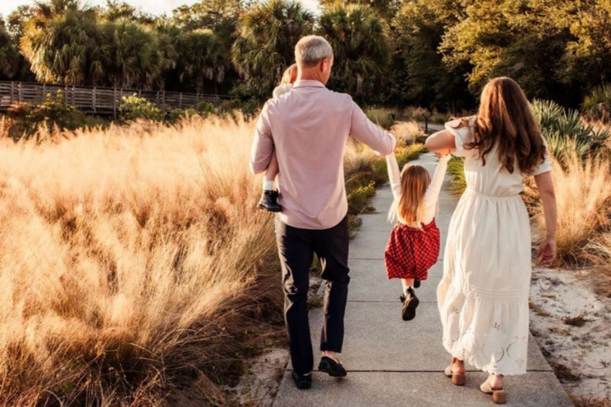 maren family walking path
